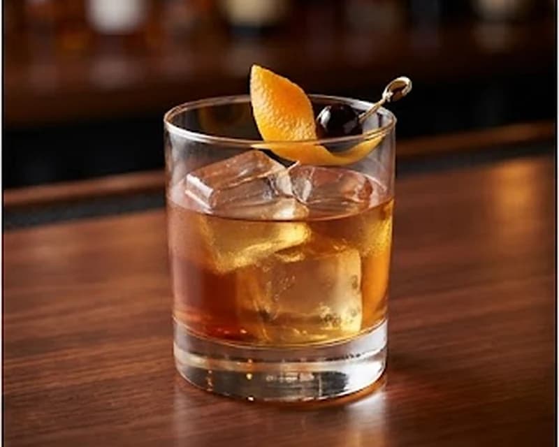Cocktail au whisky et bitters