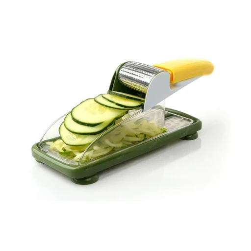 Matériel : Mandoline avec poussoir ou couteau