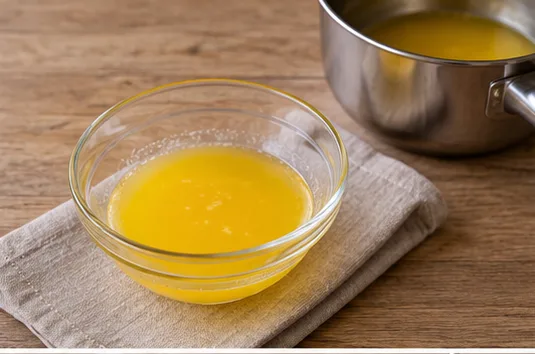 Quatre-quarts breton : faire fondre le beurre, beurre fondu tiède.