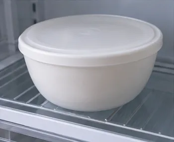 Raffermir la pâte : Pâte souple mais non liquide.