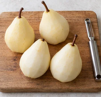 Peler sans casser les poires : Poires entières pelées, bases stables.